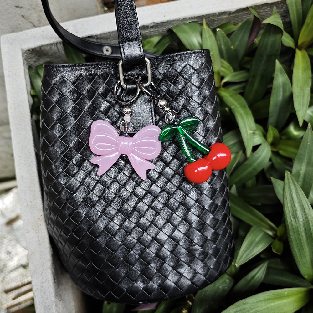 Phone Accessories For Teens - HERLOOK Portachiavi con ciondolo grande borsa