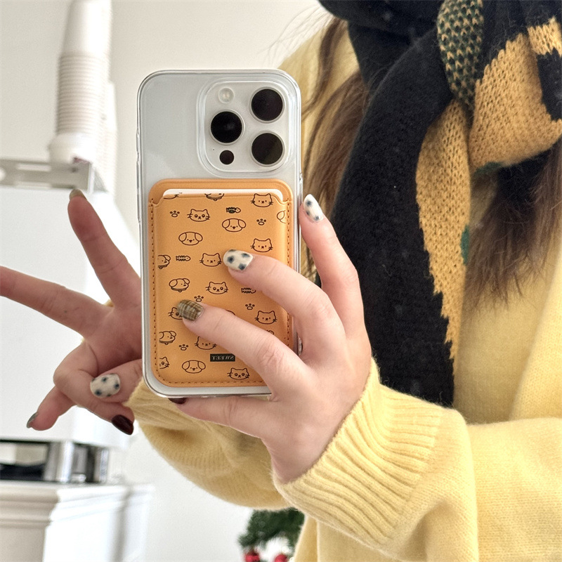 Portacarte Magnetico in Pelle  - Phone Accessories For Teens recensione e prezzo