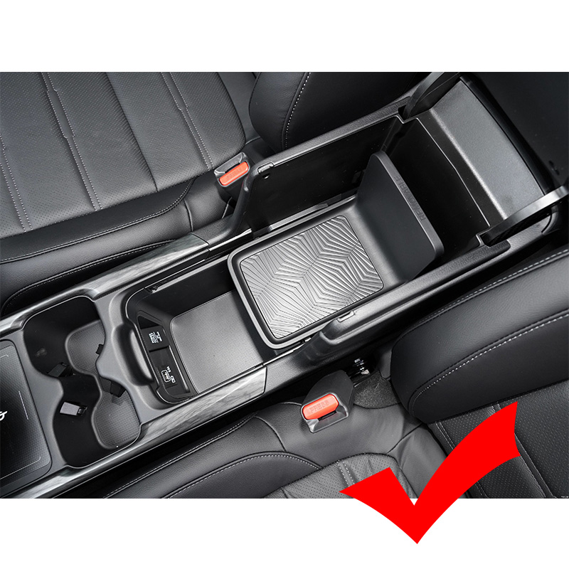 Caricatore Wireless per Auto 1 - Phone Accessories Box Set recensione e prezzo